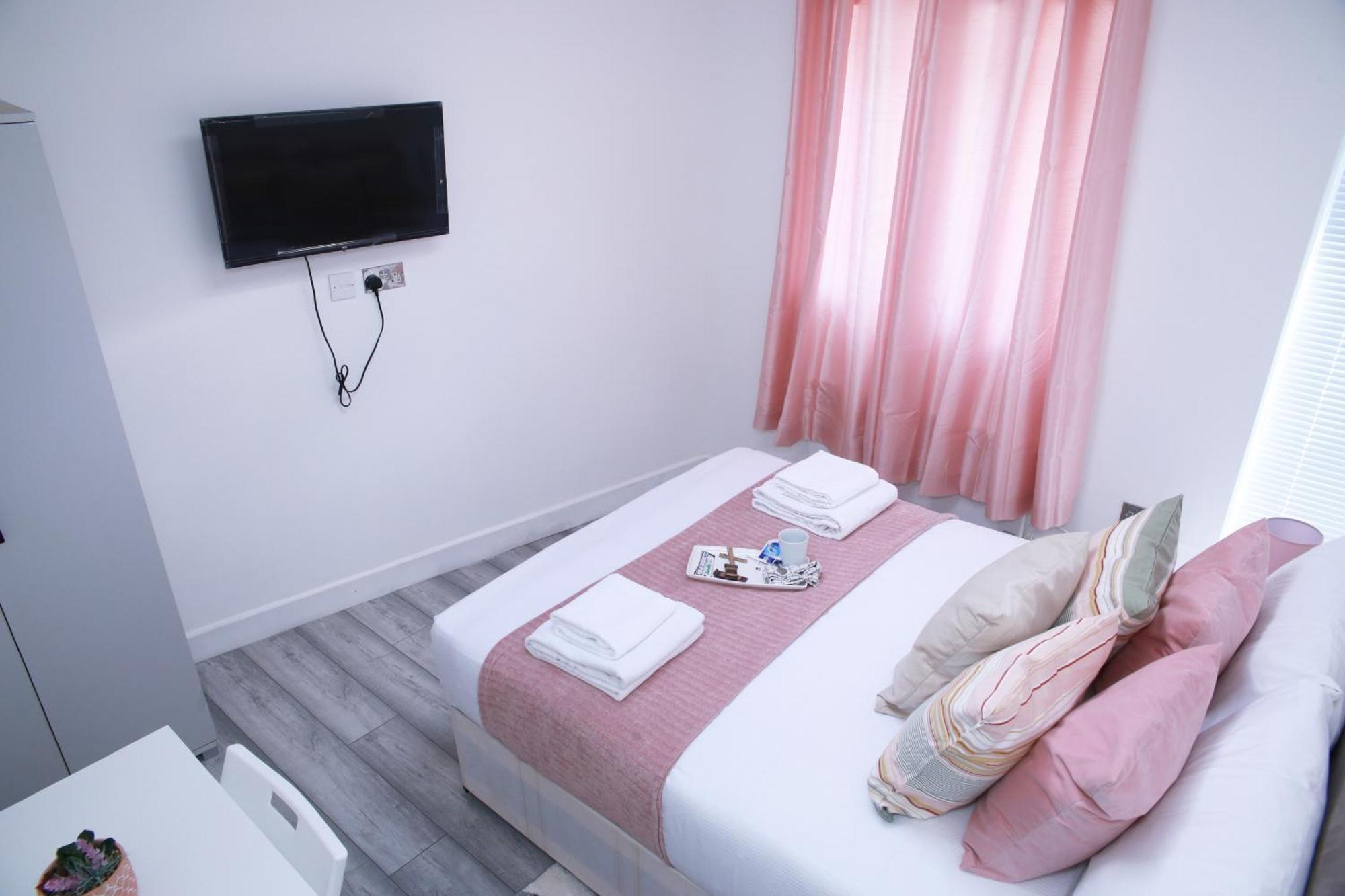 Harrow Luxury Flat With Free Parking. Apartment London Exterior photo