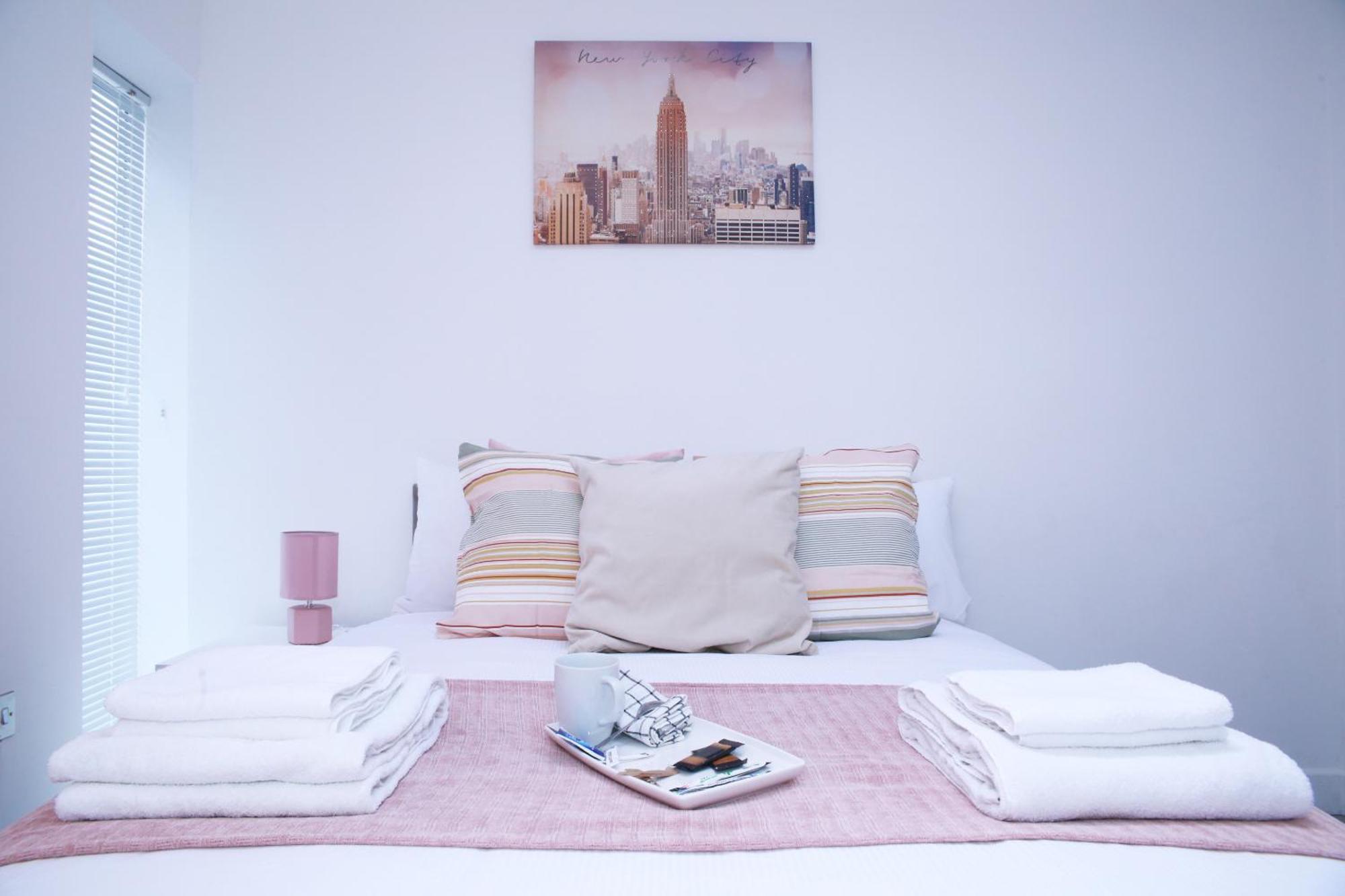 Harrow Luxury Flat With Free Parking. Apartment London Exterior photo