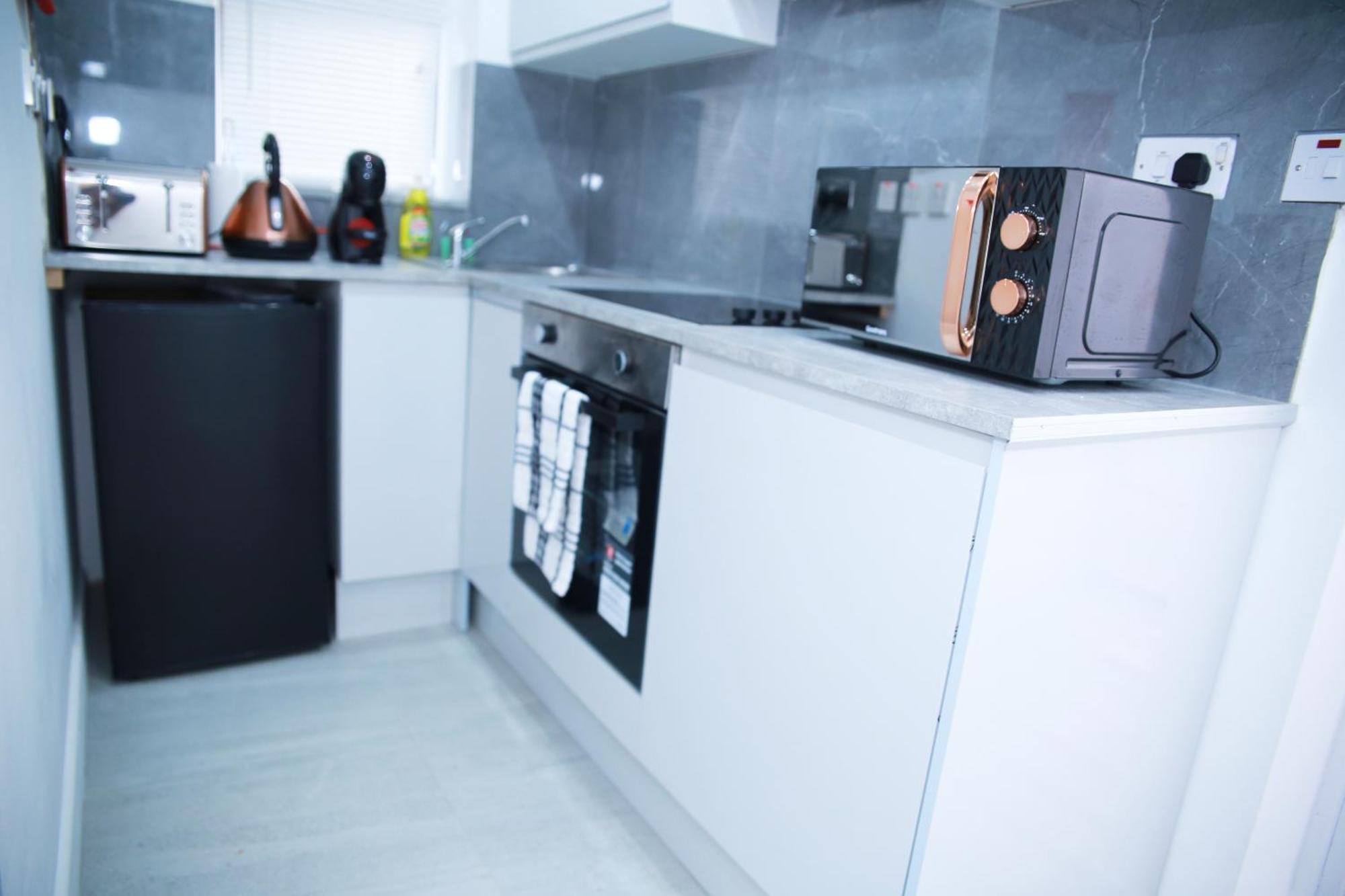 Harrow Luxury Flat With Free Parking. Apartment London Exterior photo